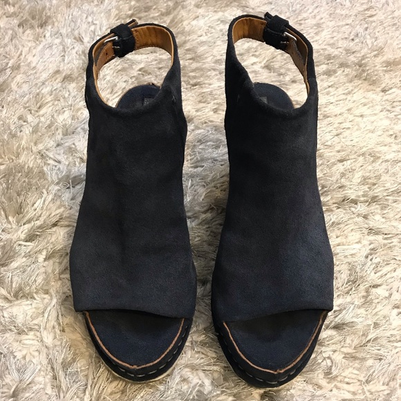 Alberto Fermani Aleria Allover Suede Wedge - Picture 3 of 8